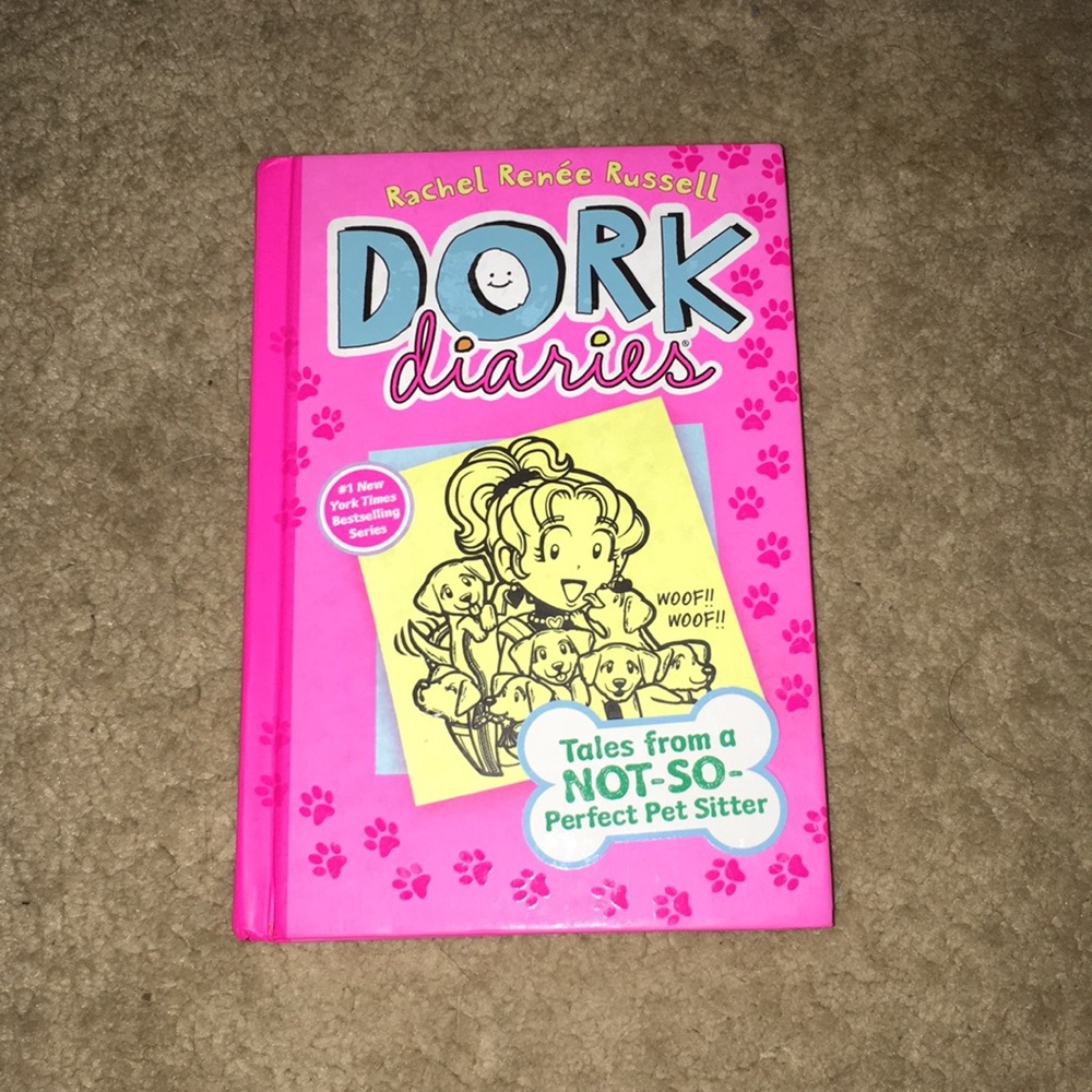 Dork Diaries Book 10